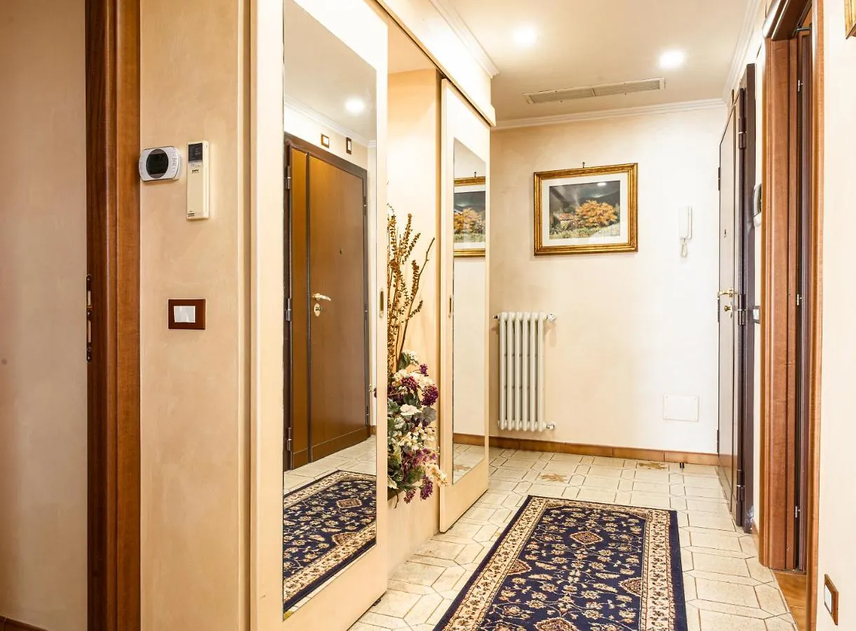 Quinto Piano Apartment Rome 0*,