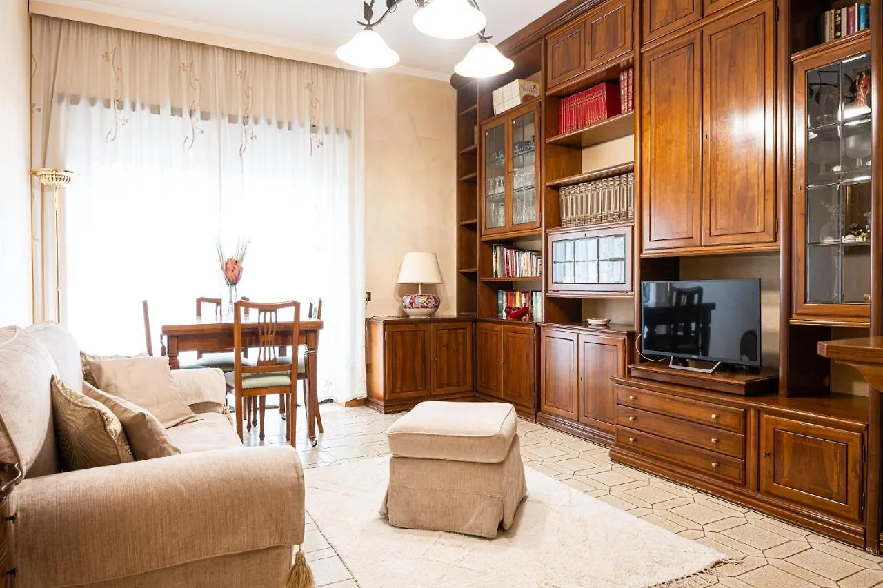 Quinto Piano Apartment Rome