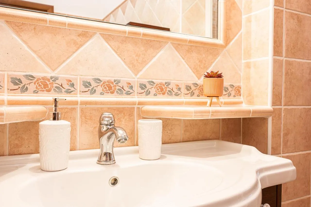 Quinto Piano Apartment Rome