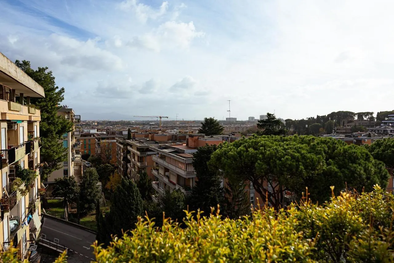 Quinto Piano Apartment Rome